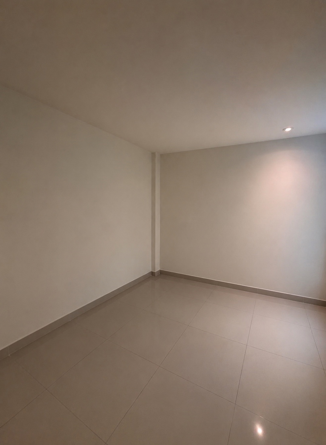 Antes: espacio vacío para recámara